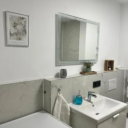 דירה Schoene Terassenwohnung *